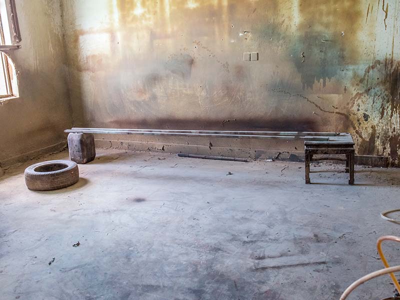 大埔地板油漆修复方法